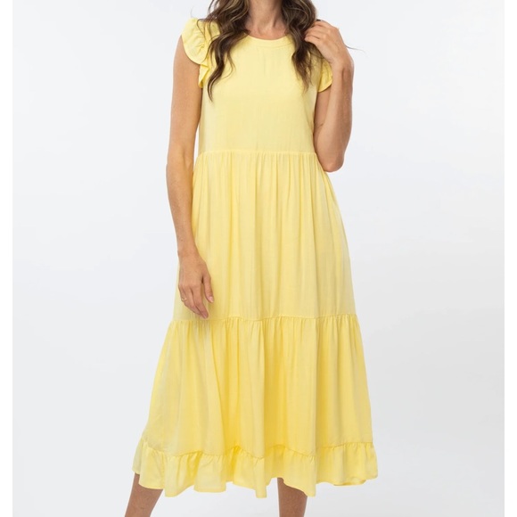 4510801 Yellow Ruffle Sleeve Shift Dress